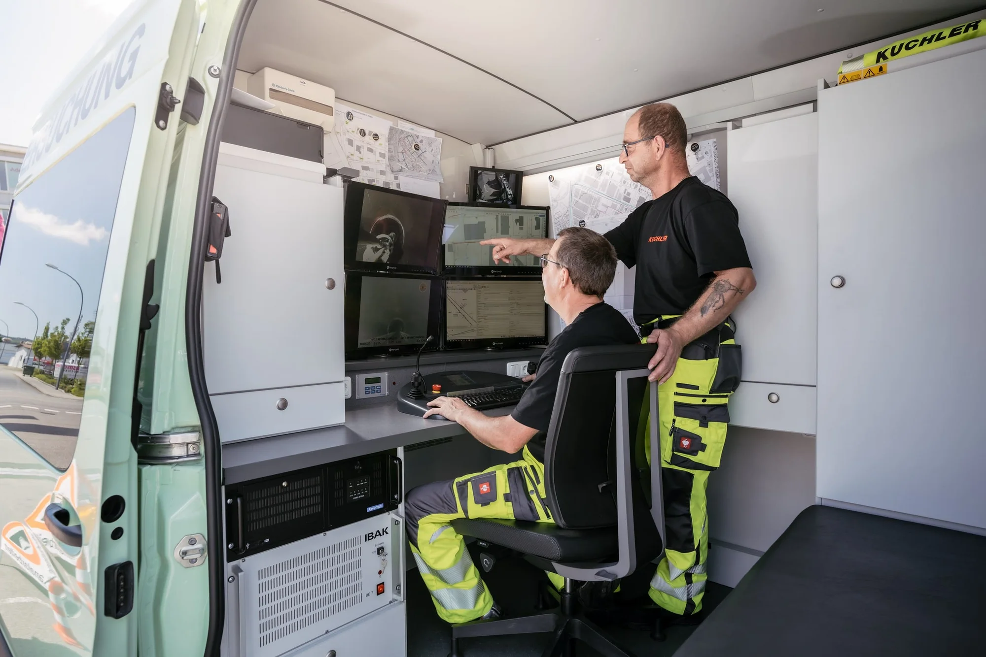 Saugbaggerarbeiten mit moderner Saugtechnik